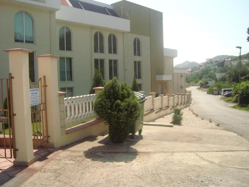 Apartment А13 In Sea Paradise Complex Kavarna Exterior photo